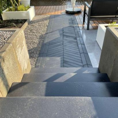 Traptrede massief 18x40x100 - Antraciet